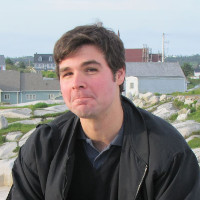 Headshot of Rafael Loureiro
